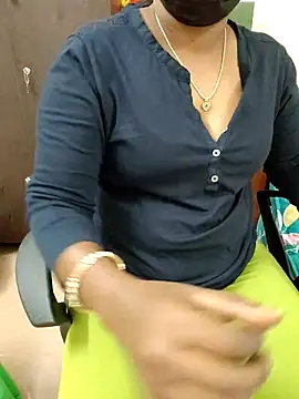 Snapshot of Tamil_roja69 chatting on March 11, 2026, 1:17 pm Tamil roja69 online show from March 11, 2026, 1:17 pm