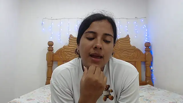 Coral0403 online show from March 15, 2025, 12:47 am