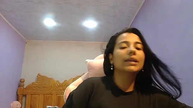 Coral0403 online show from September 18, 2025, 2:08 pm