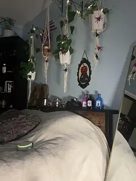 Snapshot of AlessasRoom chatting on October 26, 2025, 6:03 pm AlessasRoom online show from October 26, 2025, 6:03 pm