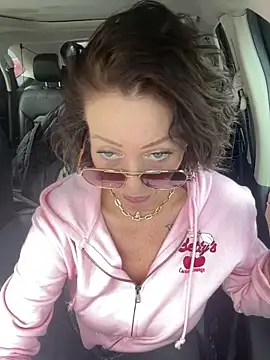 AlessasRoom online show from February 22, 2026, 6:28 pm