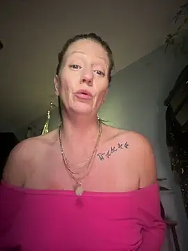 AlessasRoom online show from May 3, 2026, 5:13 am