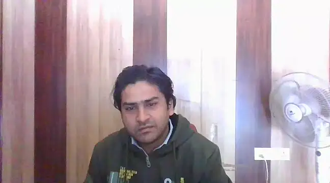 indihotguy online show from February 9, 2025, 7:05 am