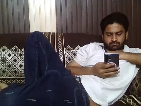 indihotguy online show from April 7, 2026, 10:48 am