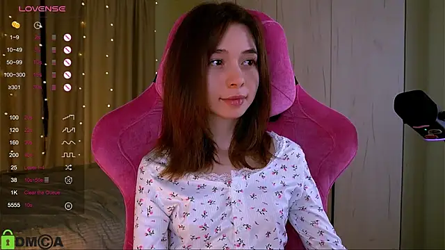 LittleOriana online show from March 15, 2025, 1:41 am