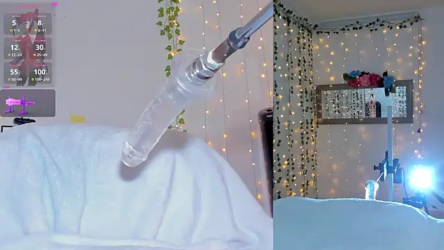 Maria Jones  online show from March 9, 2025, 1:35 am