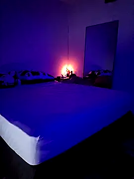 hotemberly jake online show from November 26, 2025, 12:11 am