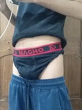 Snapshot of fakelove95 chatting on November 2, 2025, 10:23 pm fakelove95 online show from November 2, 2025, 10:23 pm