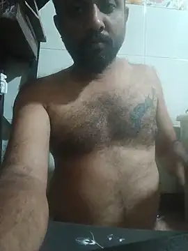 Snapshot of carria_homes chatting on March 12, 2026, 7:42 pm carria homes online show from March 12, 2026, 7:42 pm