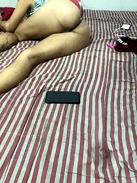 Snapshot of casalhot2533 chatting on November 18, 2025, 4:11 pm casalhot2533 online show from November 18, 2025, 4:11 pm