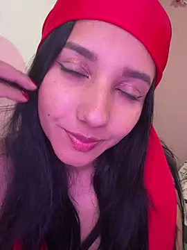 Snapshot of emmariders2 chatting on November 9, 2025, 8:29 pm emmariders2 online show from November 9, 2025, 8:29 pm