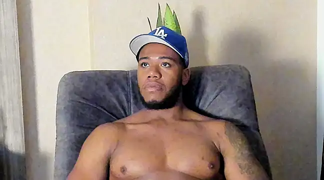 benjamincol online show from February 7, 2025, 1:47 am