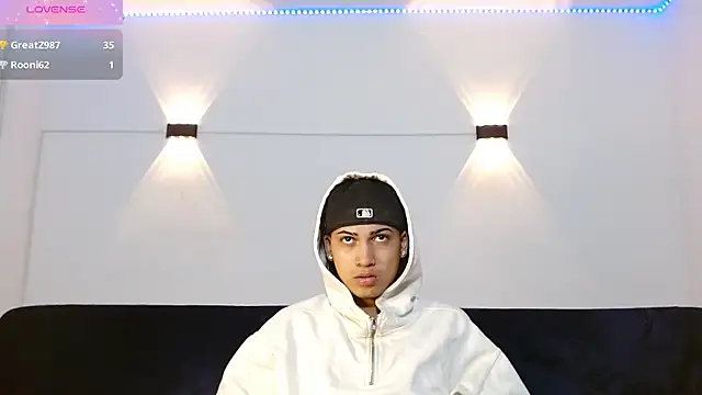 Snapshot of Br4ndxpimm chatting on September 21, 2025, 4:30 pm Br4ndxpimm online show from September 21, 2025, 4:30 pm