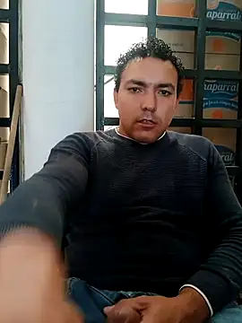 chinoxxx online show from December 20, 2025, 7:43 pm