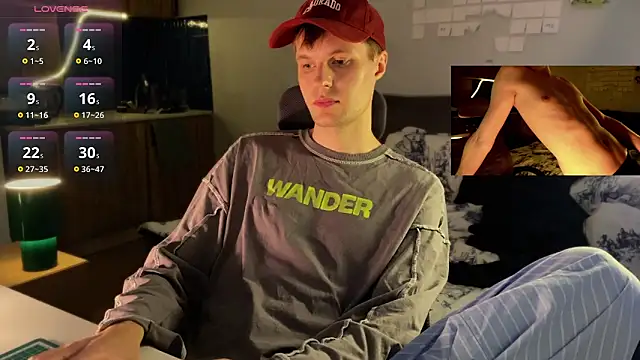 Leonnextdoor online show from March 26, 2026, 12:11 pm