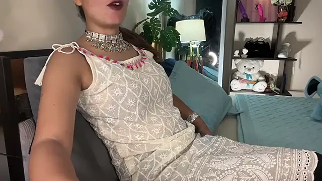 roseofvenom online show from September 30, 2025, 5:18 pm