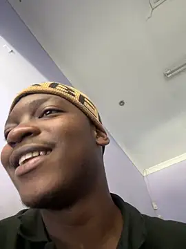 Redfucks333 online show from September 16, 2025, 9:43 am