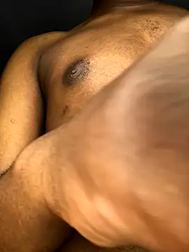 Redfucks333 online show from September 28, 2025, 9:03 am