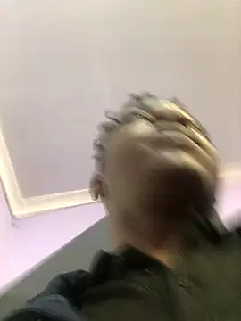 Redfucks333 online show from November 18, 2025, 7:24 am