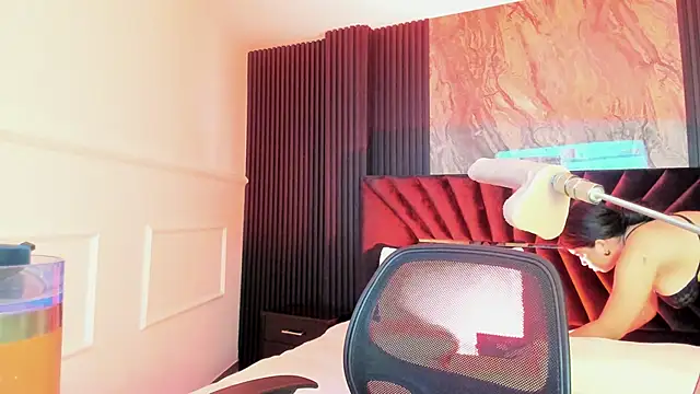 Snapshot of Geabloom chatting on January 12, 2025, 3:28 am Geabloom online show from January 12, 2025, 3:28 am