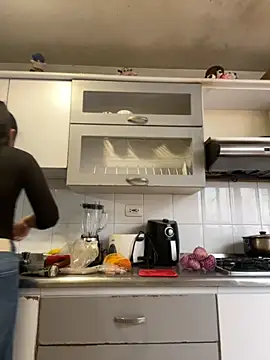 amelia cherry online show from September 17, 2025, 7:26 pm