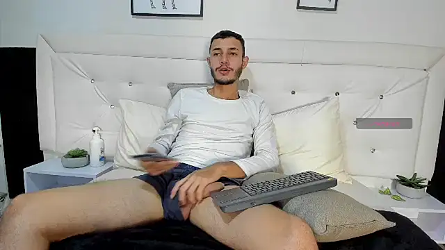 Angel brown21 online show from March 17, 2025, 7:26 pm