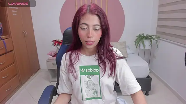 sweetpeach 20 online show from February 24, 2025, 7:19 pm