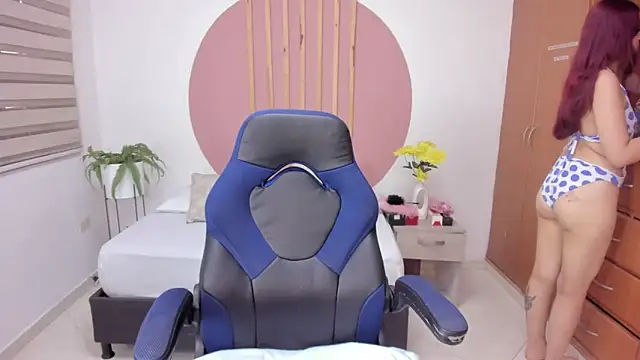 sweetpeach 20 online show from March 10, 2025, 7:18 pm