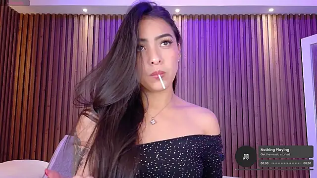 Camila dupont online show from November 30, 2025, 9:08 pm