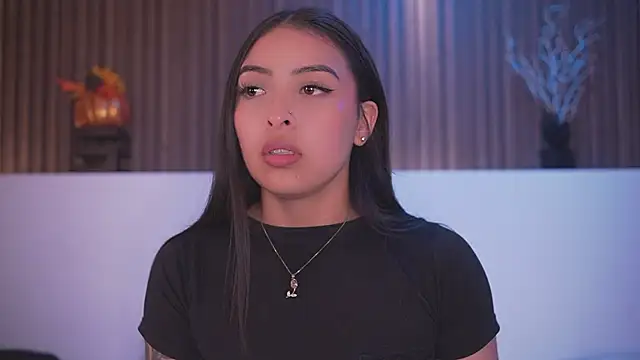 Camila dupont online show from May 6, 2026, 3:57 am