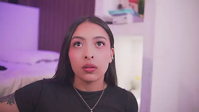 Camila dupont online show from June 17, 2026, 7:48 pm