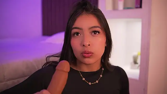 Camila dupont online show from July 19, 2026, 2:48 am