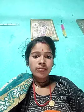 Arini Arora online show from January 25, 2025, 4:24 pm