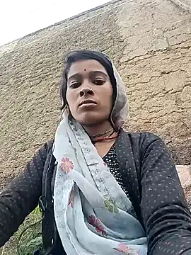 Arini Arora online show from February 12, 2025, 10:46 am