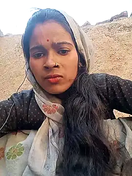 Arini Arora online show from February 14, 2025, 5:41 am