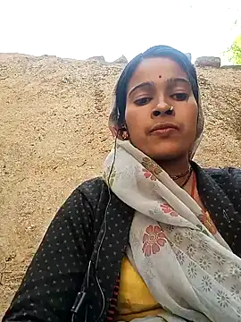 Arini Arora online show from February 14, 2025, 8:42 am