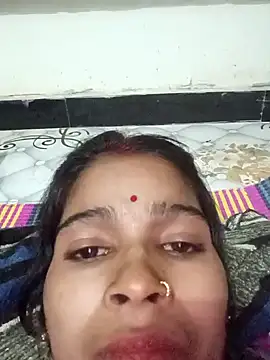 Arini Arora online show from February 18, 2025, 8:25 pm
