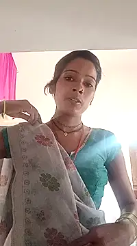 Arini Arora online show from February 23, 2025, 5:01 am