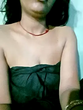 Arini Arora online show from September 12, 2025, 10:32 pm