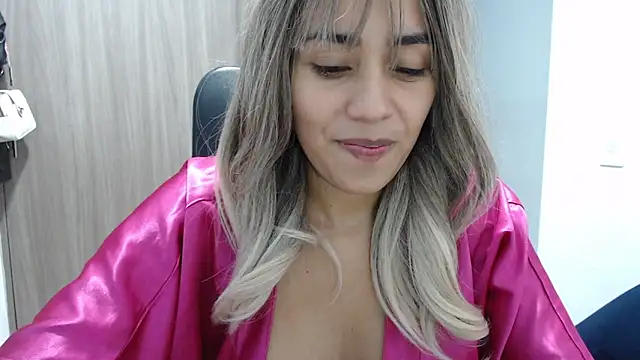 isabela oh online show from January 13, 2025, 7:21 am