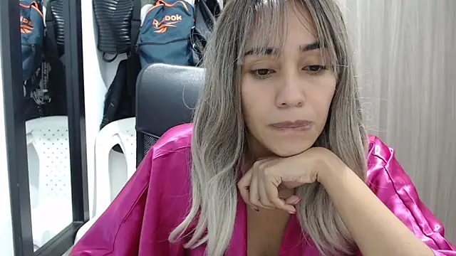 isabela oh online show from January 23, 2025, 4:09 am