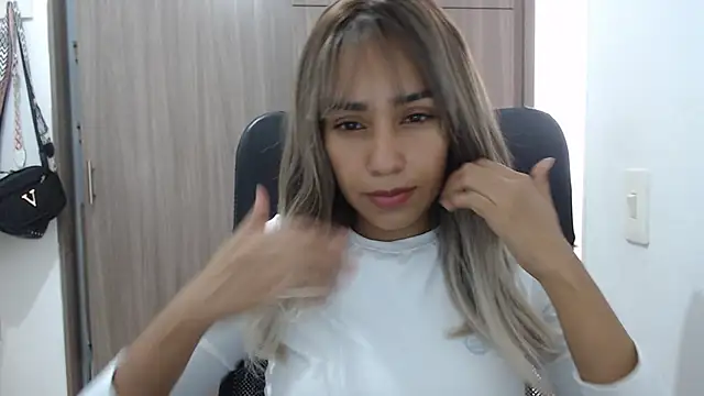 isabela oh online show from February 27, 2025, 3:37 pm