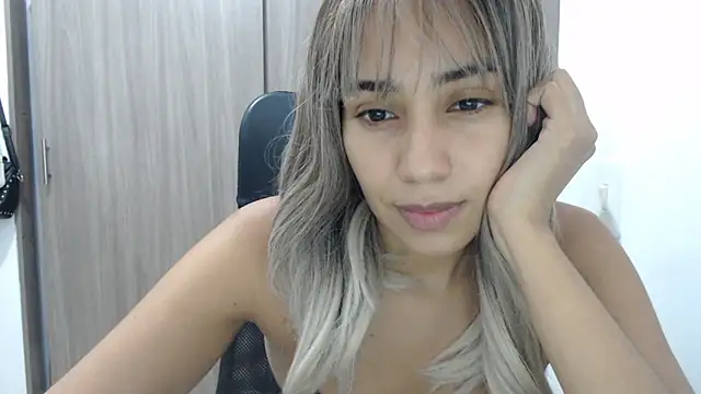 isabela oh online show from March 14, 2025, 8:38 pm