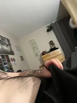 Snapshot of Faded-Solo chatting on October 13, 2025, 9:26 pm Faded-Solo online show from October 13, 2025, 9:26 pm