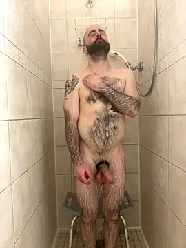 Snapshot of Faded-Solo chatting on October 17, 2025, 1:31 am Faded-Solo online show from October 17, 2025, 1:31 am