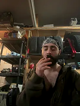 Faded-Solo online show from November 13, 2025, 2:43 am