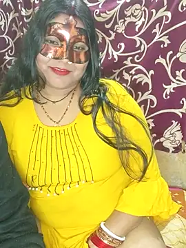 Hot muskaan online show from January 10, 2025, 11:00 am