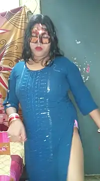Hot muskaan online show from January 11, 2025, 12:29 pm