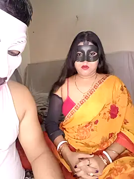 Hot muskaan online show from May 4, 2026, 3:52 pm