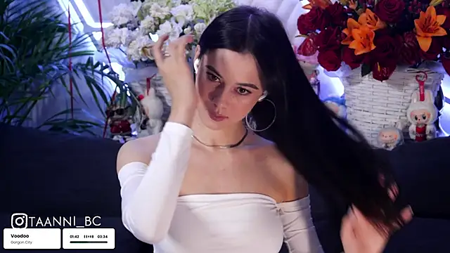 Snapshot of taanni_bc chatting on September 19, 2025, 8:20 pm taanni bc online show from September 19, 2025, 8:20 pm